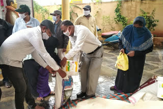 distribution-of-essentials-to-private-school-teachers-in-guntur