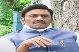 ycp mp raghu rama krishna raju sensational comments on cm jagan