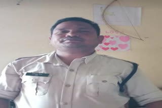 police-constable-arrested-for-scooty-theft-in-jashpur