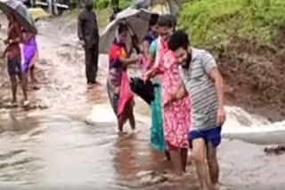 dwacra women stucked in canel at viskaha agency