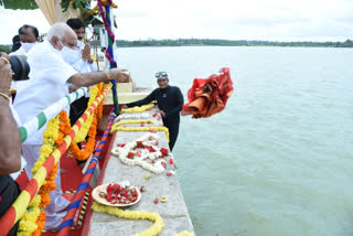 ಕಾವೇರಿಗೆ ಬಾಗಿನ ಅರ್ಪಿಸಿದ ಸಿಎಂ ಯಡಿಯೂರಪ್ಪ