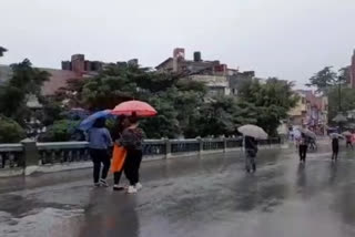 Himachal rains continue  272 roads closed