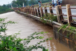 ତେଲେଙ୍ଗାନାରେ ବନ୍ୟା ପରିସ୍ଥିତି ସୃଷ୍ଟି, ଶହ ଶହ ଲୋକଙ୍କୁ କରାଗଲା ସ୍ଥାନାନ୍ତର