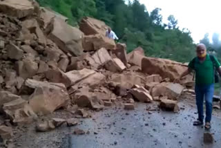 land slide in mandi