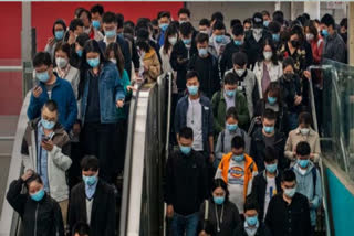 Beijing-residents-can-go-out-without-mask