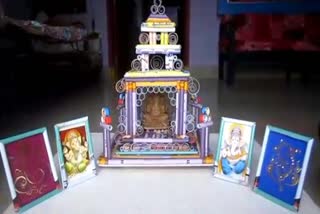 minute art in khurdha, l iswar rao, l iswar rao's minute art, khurdha latest news, puja pendal made with paper, ଖୋର୍ଦ୍ଧାରେ ସୂକ୍ଷ୍ମ କଳାକୃତି, ଏଲ ଈଶ୍ବର ରାଓ, ଏଲ ଈଶ୍ବର ରାଓଙ୍କ ସୂକ୍ଷ୍ମ କଳାକୃତି, ଖୋର୍ଦ୍ଧା ଲାଟେଷ୍ଟ ନ୍ୟୁଜ୍‌, କାଗଜରେ ଗଣେଶ ପୂଜା ପେଣ୍ଡାଲ