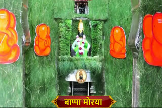 attractive-durva-decoration-at-vithhal-rukkmini-temple-pandharpur
