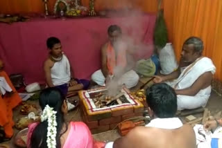 Gaapathi Homa praying for the corona easementn