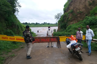 Deployment of home guards on both sides of the river in burhanpur