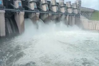 Increased water level of the dam