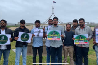 telugu students protest at austraila support to amaravathi protests