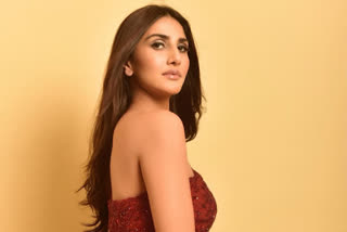 vaani kapoor turns 32 says birthdays are incomplete without family