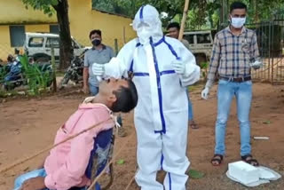 Samples taken for Corona test of journalists