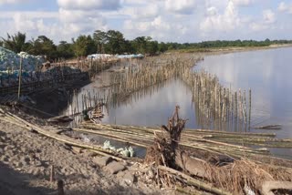 How an embankment in Rangia failed, leaving villages devastated