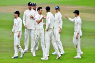 england enforce follow on against pakistan in third test