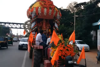 ತುಮಕೂರಿನಲ್ಲಿ ಮಾಜಿ ಸಚಿವ ಸೊಗಡು ಶಿವಣ್ಣ ನೇತೃತ್ವದಲ್ಲಿ ಗಣಪತಿ ನಿಮಜ್ಜನ