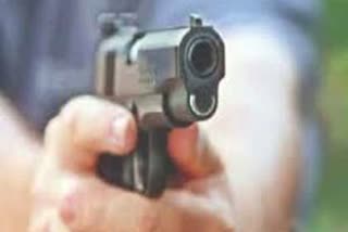 Unknown people shot dead a young man on Tibra Road in Modi Nagar of Ghaziabad