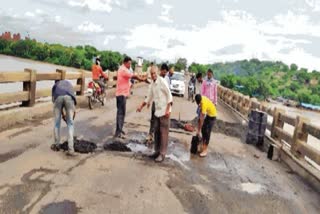 Pit repair workers