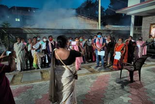 নাহৰকটীয়া সচেতন মহিলা মঞ্চৰ মূখ্যমন্ত্ৰীলৈ স্মাৰক পত্ৰ প্ৰেৰণ