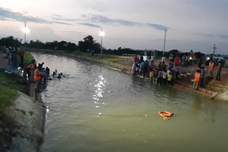 ganesh nimajjanam help peacefully in kurnool district emmiganuru