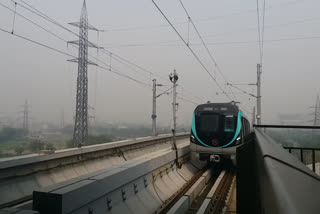 Elevated Metro dumper ready between Sector 142 and Botanical Garden in Noida