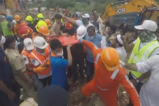 देव तारी त्याला कोण मारी