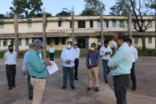 Collector inspected roads and construction works