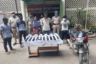 New Friends Colony Police arrested six accused in delhi