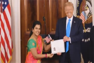 Indian software engineer becomes US citizen