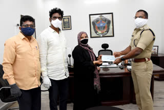 Provision of financial assistance to the families of deceased constables in kadapa