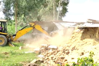 SDM conducts demolition drive in Amroha