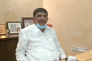 MP DK Suresh