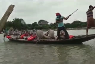 district police super visit khanakul flood situation