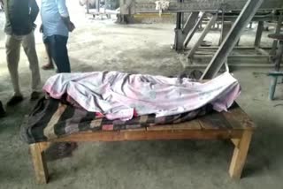 Worker died accident in brick factory in dhanbad, Worker died in dhanbad, News of Dhanbad Govindpur police station, धनबाद में ईंट फैक्ट्री में मजदूर की मौत, धनबाद में मजदूर की मौत, धनबाद गोविंदपुर थाना की खबरें