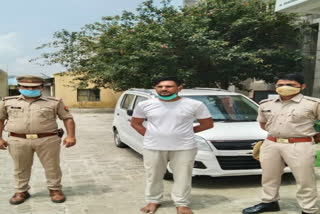 a thief arrested with stolen wagonr car in noida