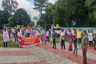cpiml-workers-protest-against-government-in-giridih