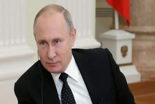 Putin touts Russia's COVID-19 vaccine as effective and safe