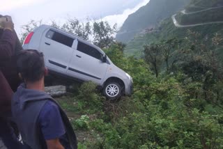 major-accident-averted-near-mussoorie-basaghat