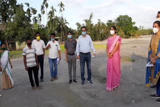 Central team visit flood area at Bongaigaon