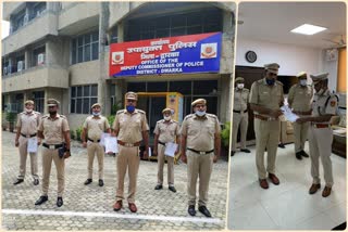 Police commissioner honored the team for revealing gang in robbery of dwarka