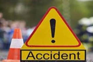 girl dies in road accident in pratapgarh