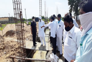 MLA muthireddy inspecting farmers platform construction works at tarigoppula