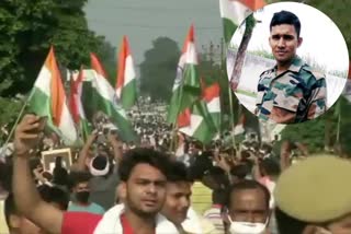 Huge crowds gather to pay last tributes to Sepoy Prashant Sharma in UP