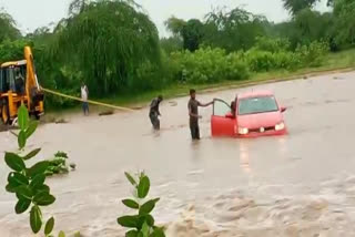 रानीवाड़ा में तेज बारिश, Heavy rain in raniwada