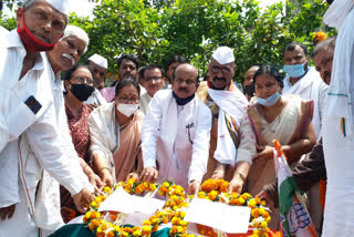 paid tribute to Ramdev Rai