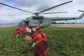 IAF evacuates people cut off by flooding in Madhya Pradesh