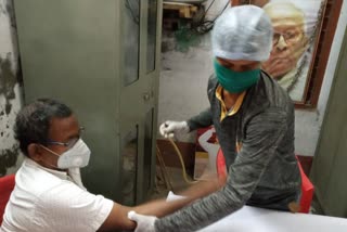 Balurghat Police stopped corona antibody test