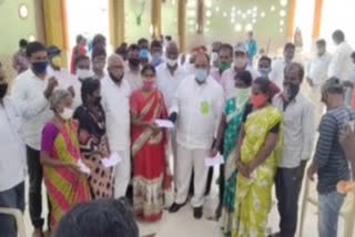 sathupalli mla sandra venkataveeraiah distributed cmrf cheques in khammam district