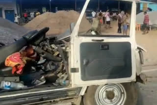 5 labourers dead as MUV rams into truck in Uttar Pradesh