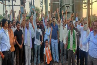 farmers holds protest